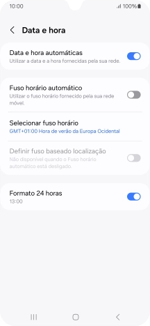 Prima o indicador junto a 