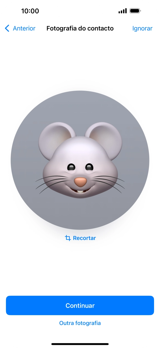 Siga as indicações no ecrã para ajustar a fotografia escolhida e prima Continuar.