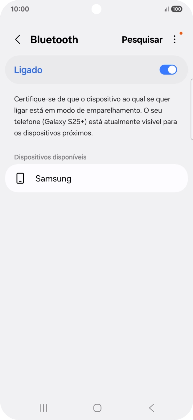 Prima o dispositivo Bluetooth pretendido e siga as indicações no ecrã para emparelhar o dispositivo pretendido com o telefone.