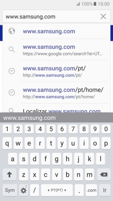 Introduza o endereço da página de Internet pretendida e prima Ir.