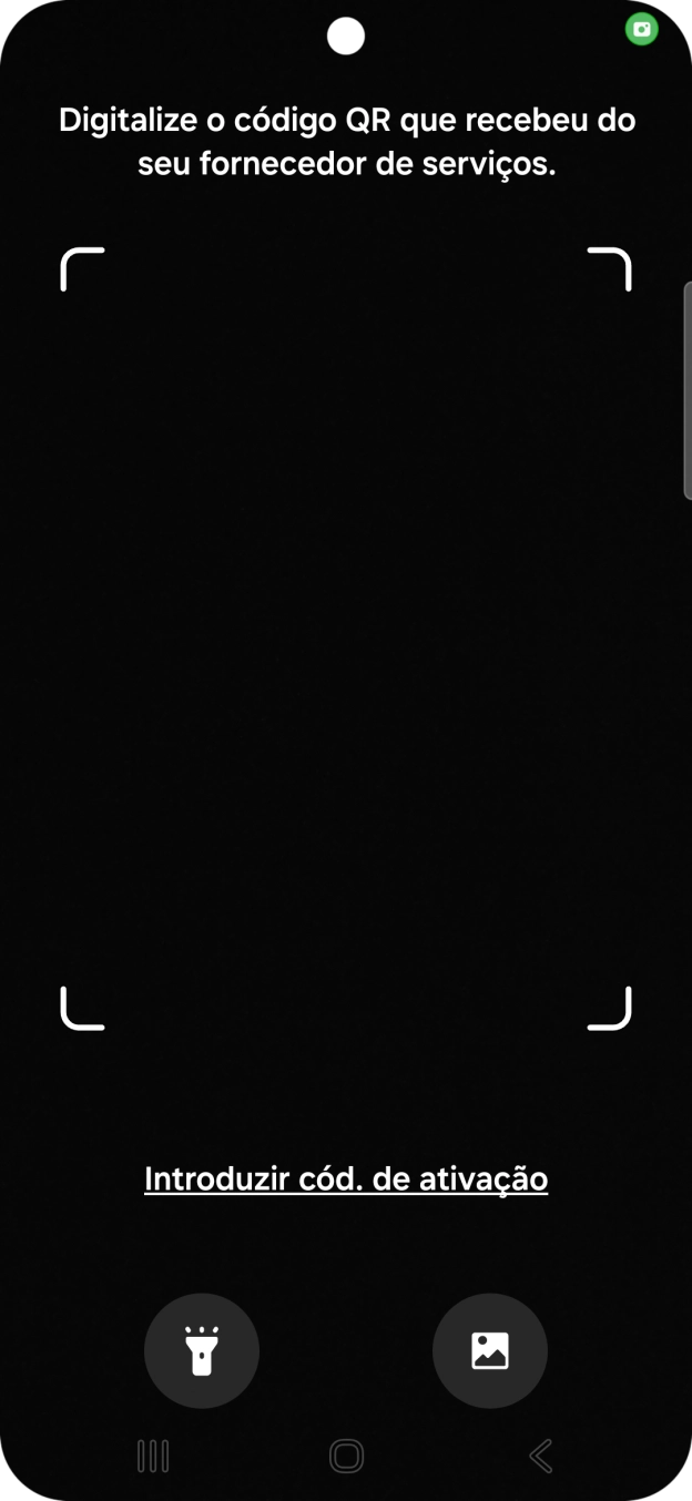Para scanear o código QR enviado, enquadre-o na moldura da câmara do telefone.