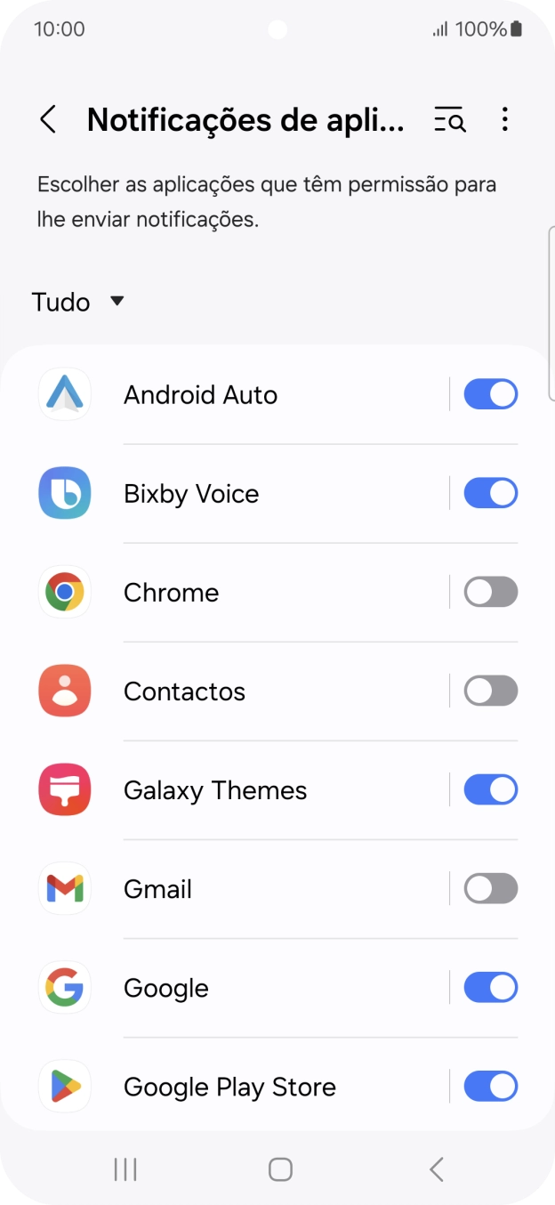 Prima a lista suspensa.