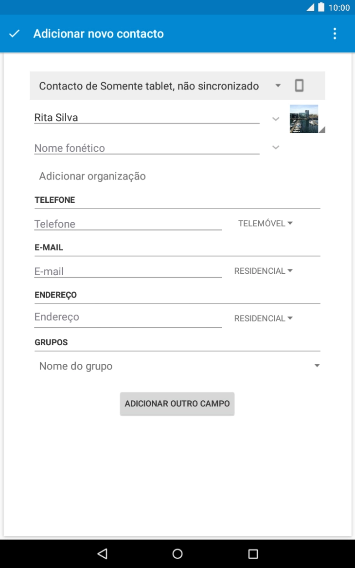 Prima Telefone e introduza o número de telefone pretendido.