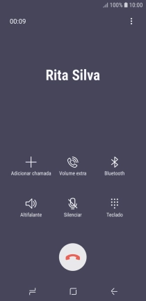 Prima o ícone para terminar a chamada.
