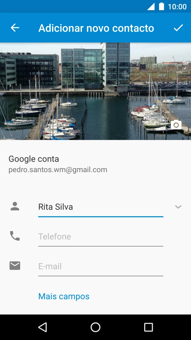 Prima Telefone e introduza o número de telefone pretendido.
