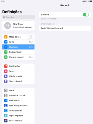 Prima o dispositivo Bluetooth pretendido e siga as indicações no ecrã para emparelhar o dispositivo pretendido com o tablet.