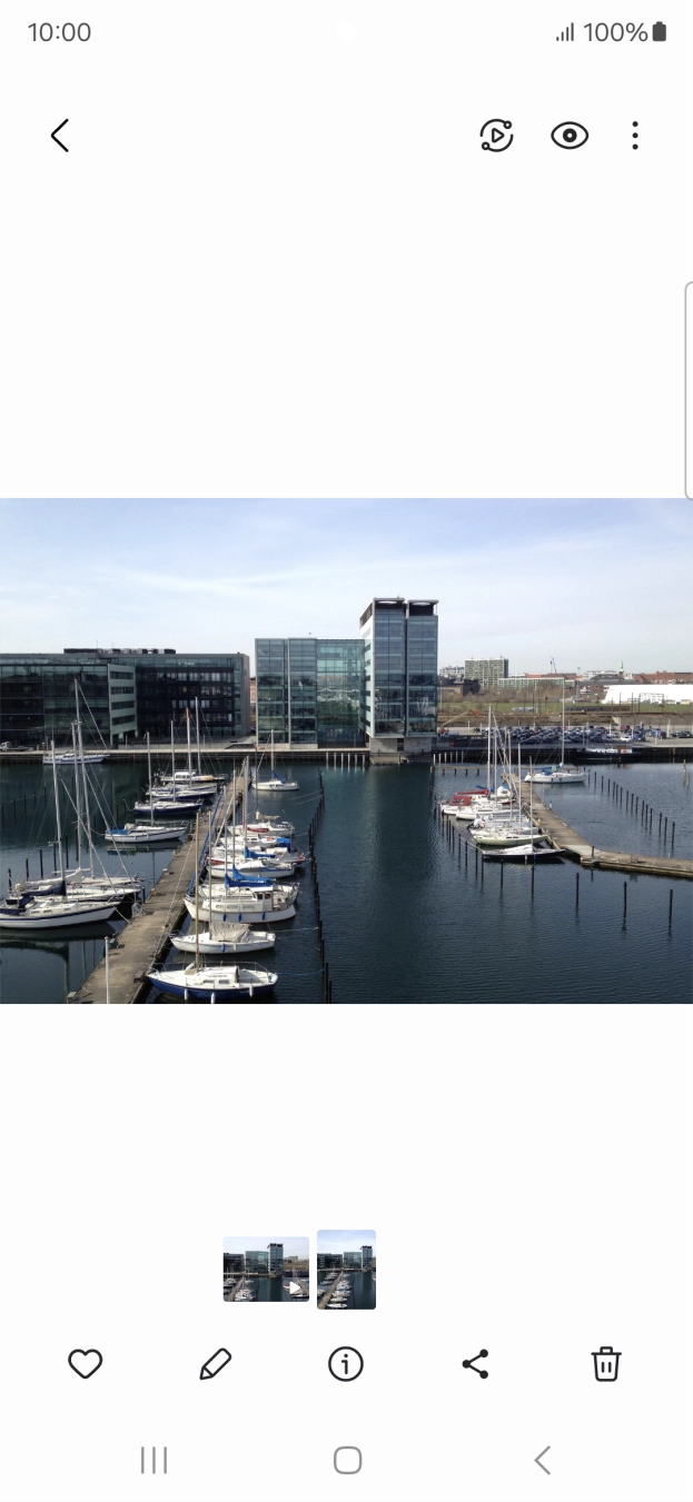 Prima a tecla de início e mantenha premida durante uns instantes.