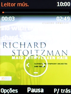 Prima a tecla de navegação para cima para aumentar o volume.