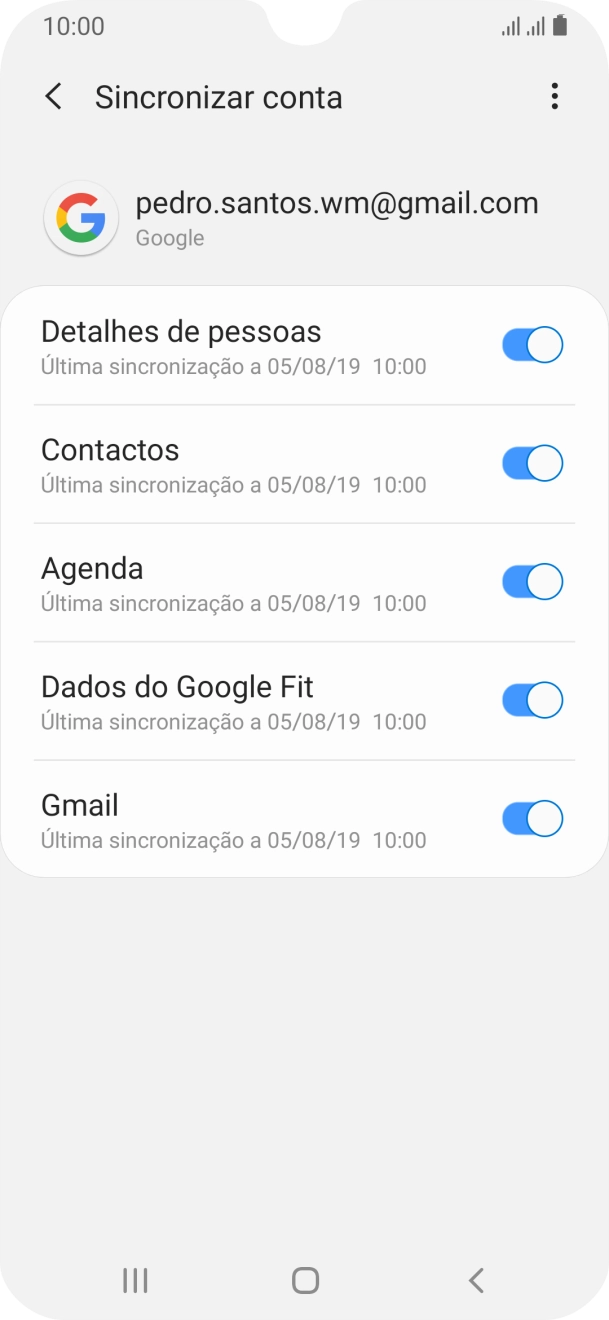 Prima a tecla de início para terminar e voltar ao ecrã inicial.