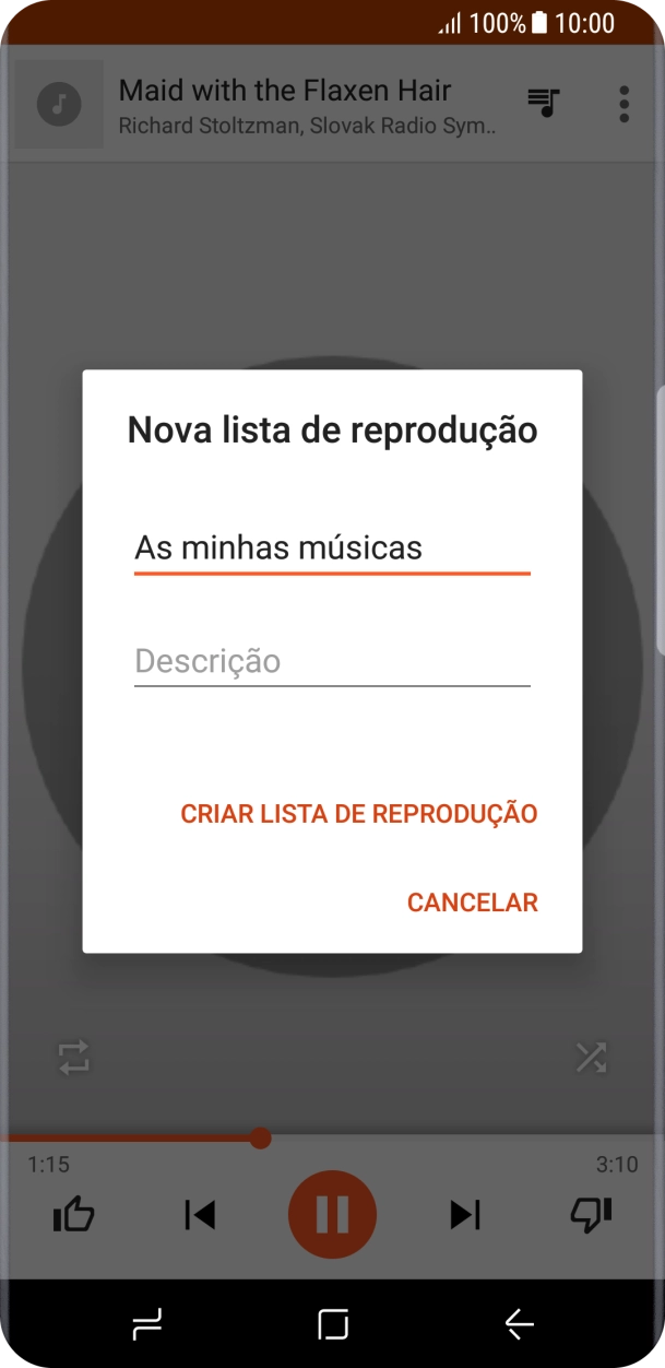 Introduza o nome pretendido para a lista de reprodução e prima CRIAR LISTA DE  REPRODUÇÃO.