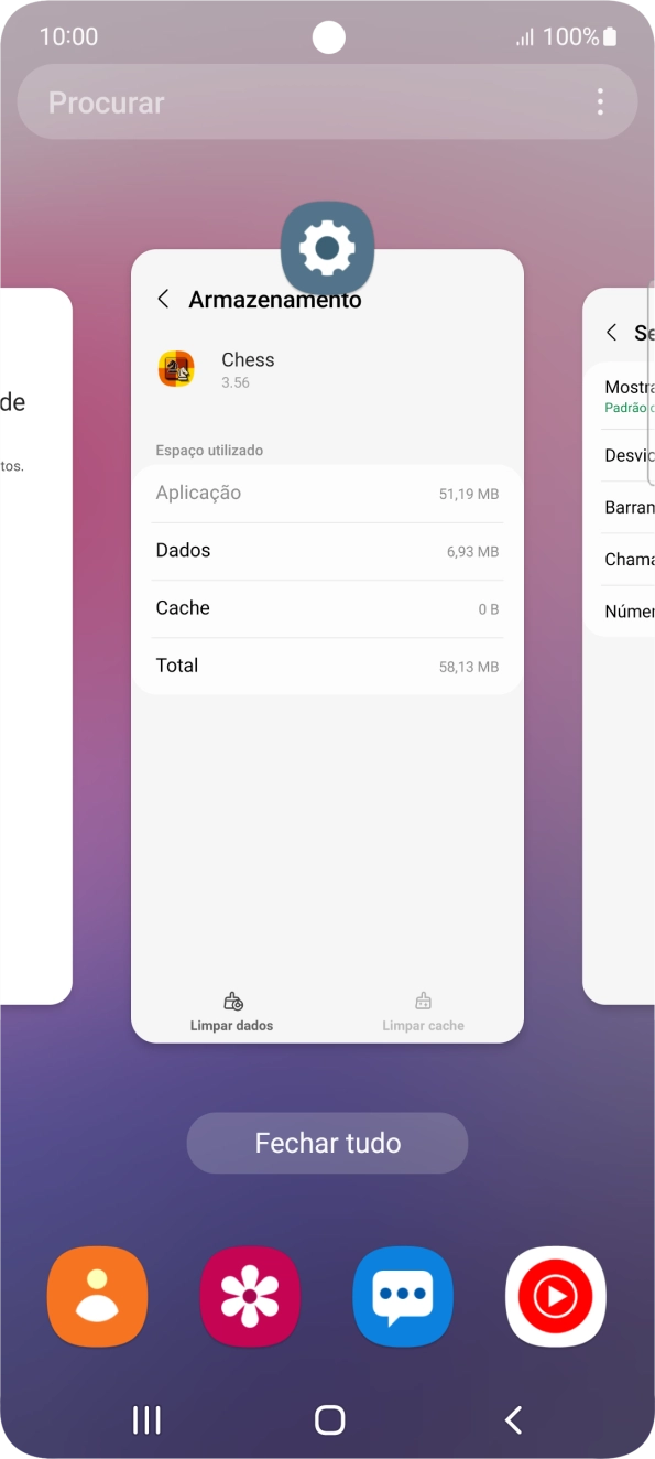 Para terminar uma aplicação em curso, deslize o dedo para cima na aplicação pretendida.