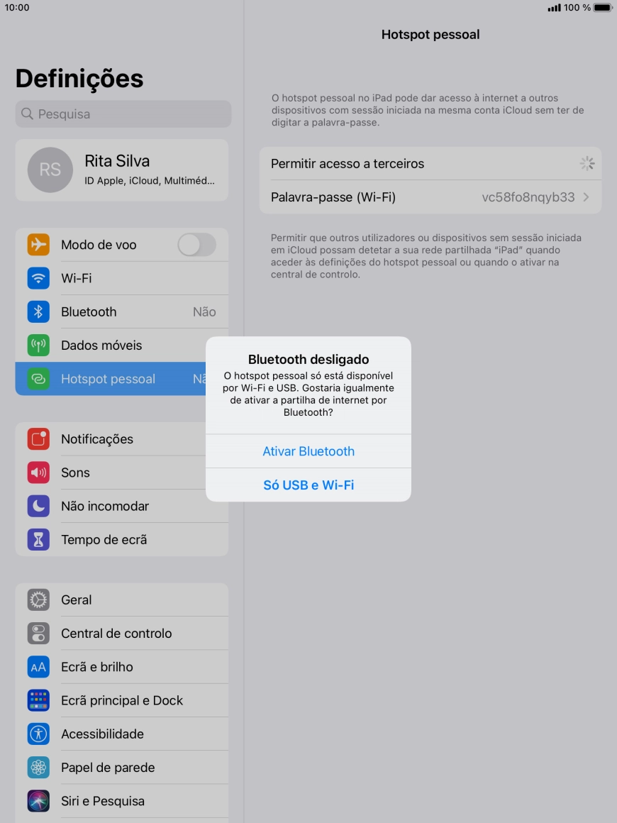 Se o Wi-Fi estiver ativado, prima Só USB e Wi-Fi.