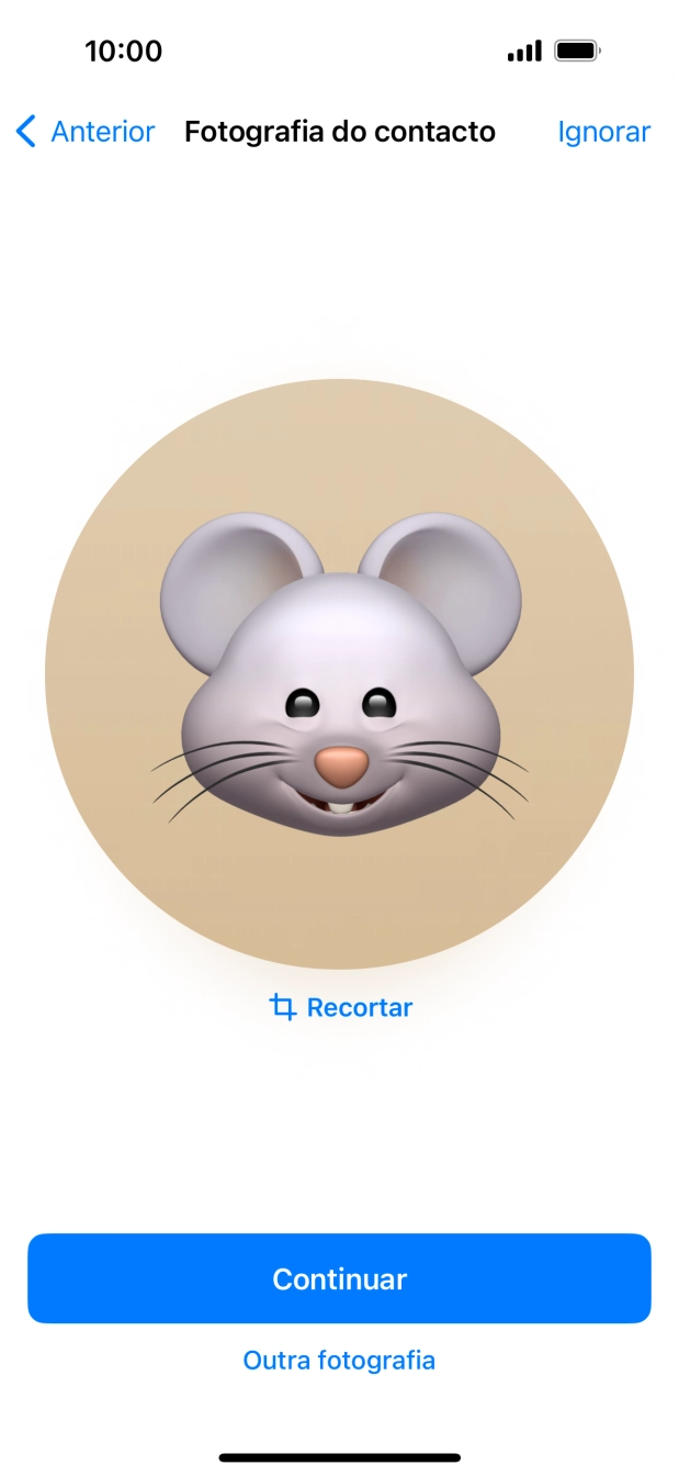 Siga as indicações no ecrã para ajustar a fotografia escolhida e prima Continuar.