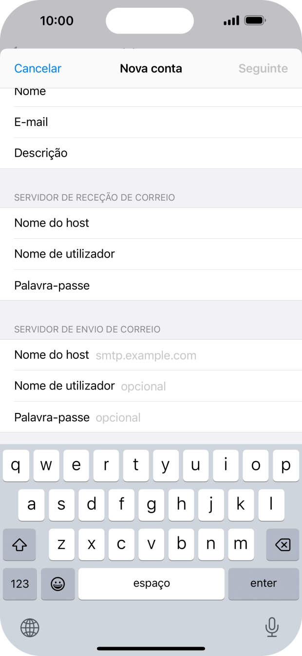 Prima Nome do host e introduza o nome do servidor de envio do fornecedor de e-mail.