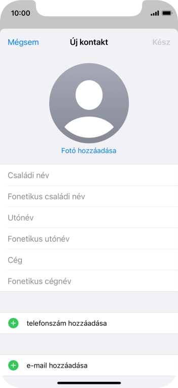 Kattints a Családi név mezőre, és írd be a kívánt vezetéknevet.