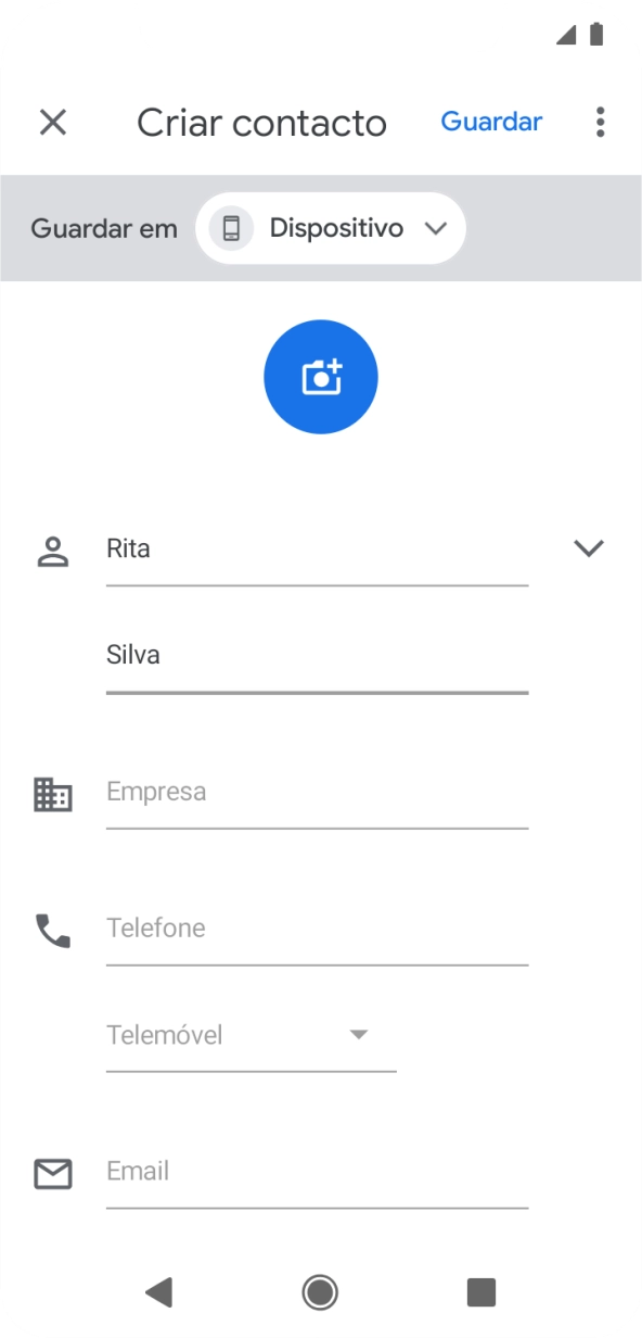 Prima Telefone e introduza o número de telefone pretendido.