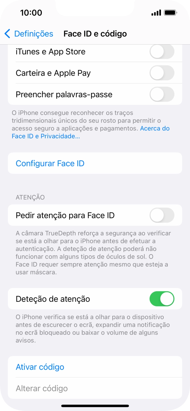 Prima Ativar código e introduza um código de bloqueio do telefone à escolha duas vezes de seguida.
