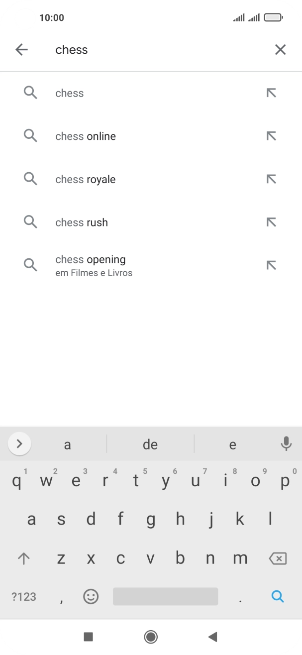 Introduza o nome ou categoria da app pretendida e prima o ícone para pesquisar.
