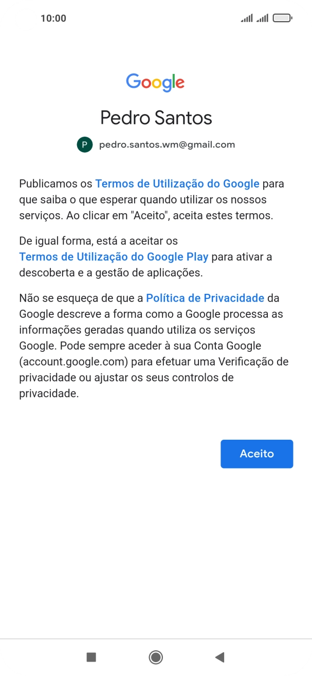 Prima Aceito e siga as indicações no ecrã para escolher as definições da conta Google.