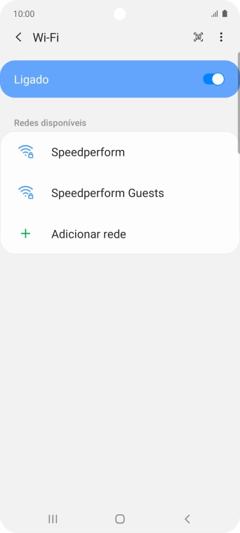Prima a rede Wi-Fi pretendida.