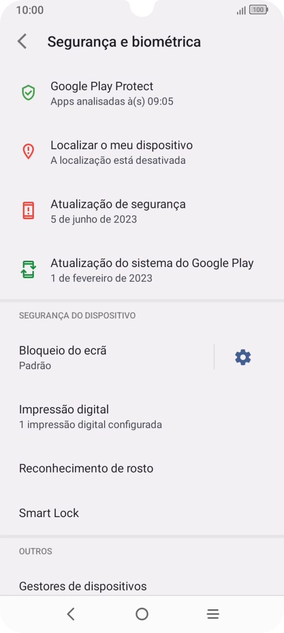 Prima Bloqueio do ecrã e introduza o código adicional de bloqueio do telefone que criou anteriormente.
