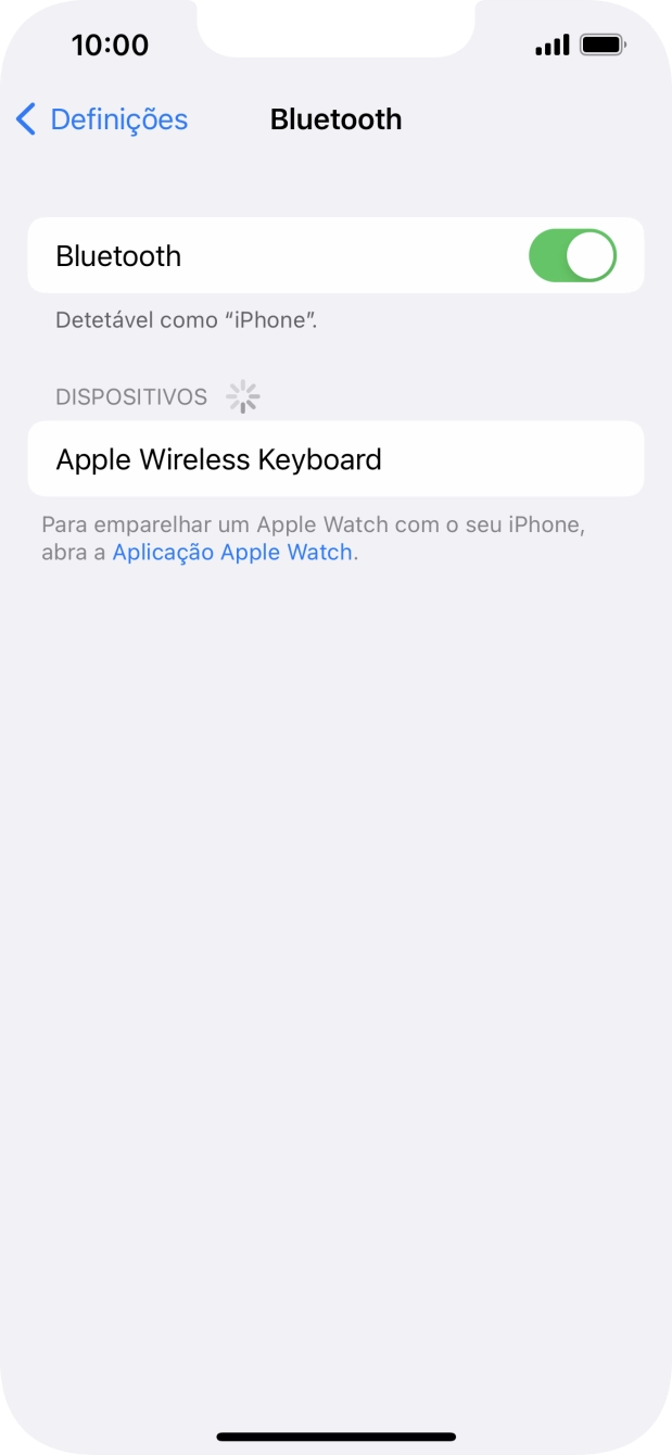Prima o dispositivo Bluetooth pretendido e siga as indicações no ecrã para emparelhar o dispositivo pretendido com o telefone.