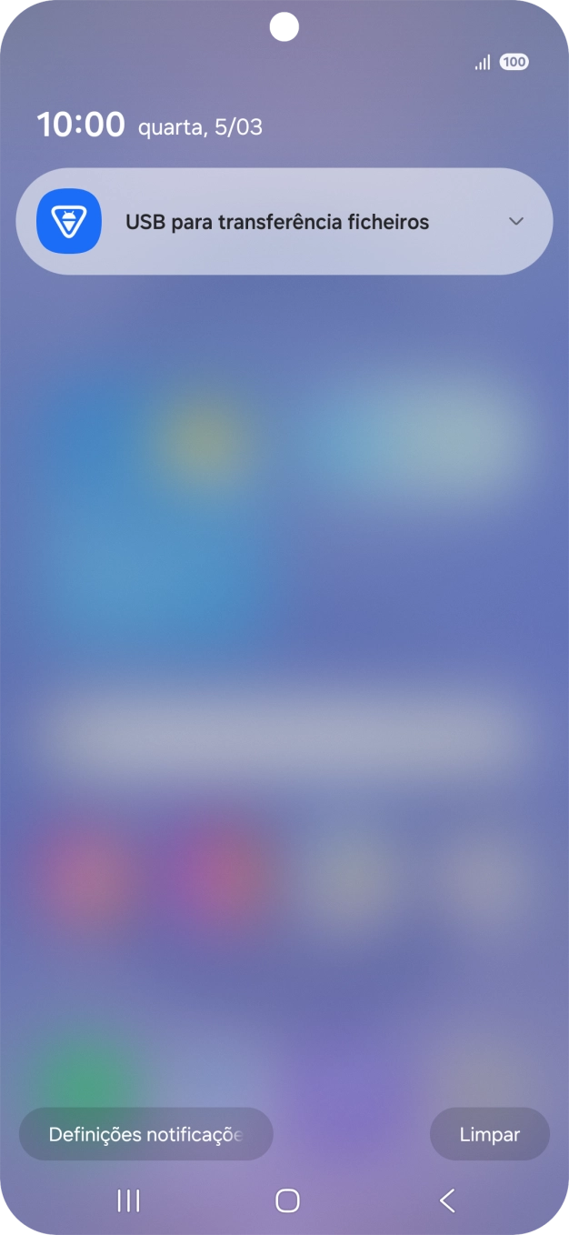 Prima a lista suspensa.