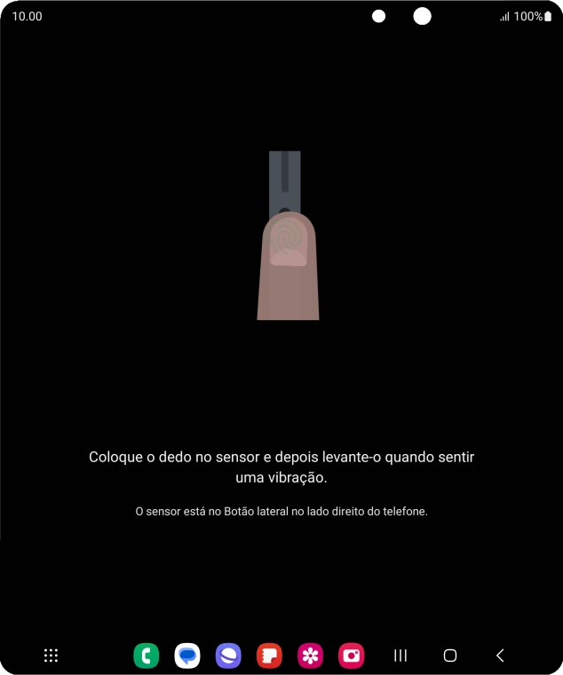 Siga as indicações no ecrã para definir a impressão digital como código de bloqueio.