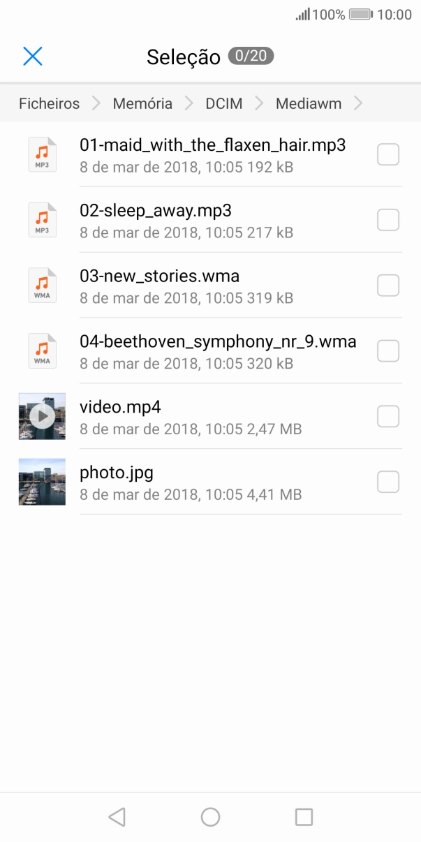 Vá até à pasta pretendida e prima o ficheiro pretendido.