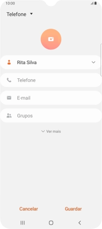 Prima Telefone e introduza o número de telefone pretendido.