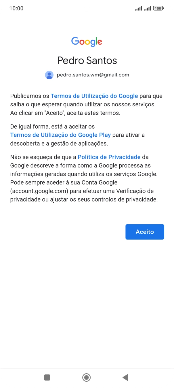 Prima Aceito e siga as indicações no ecrã para escolher as definições da conta Google.