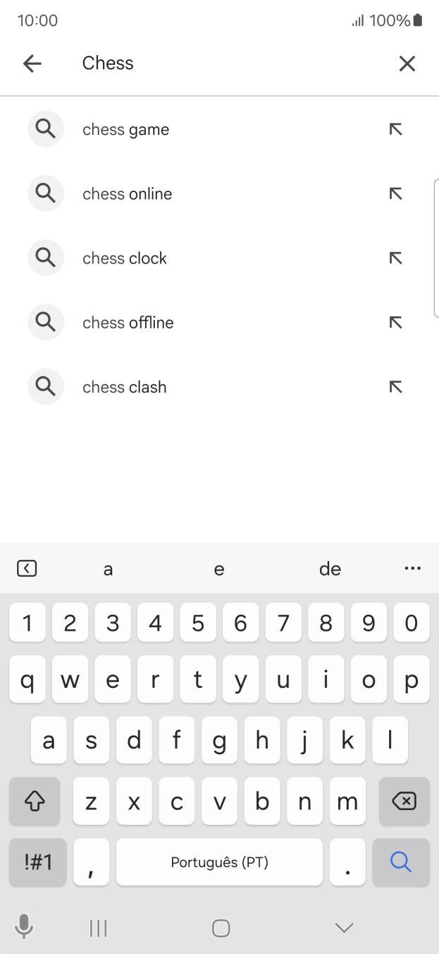 Introduza o nome ou categoria da app pretendida e prima o ícone para pesquisar.