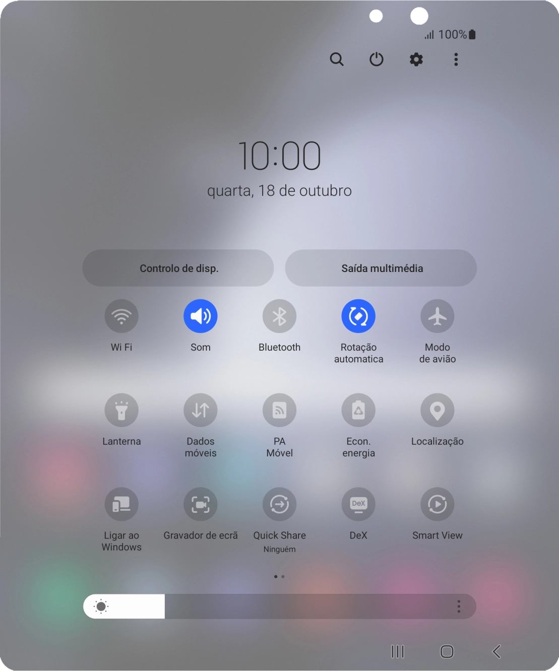 Prima o ícone de definições.