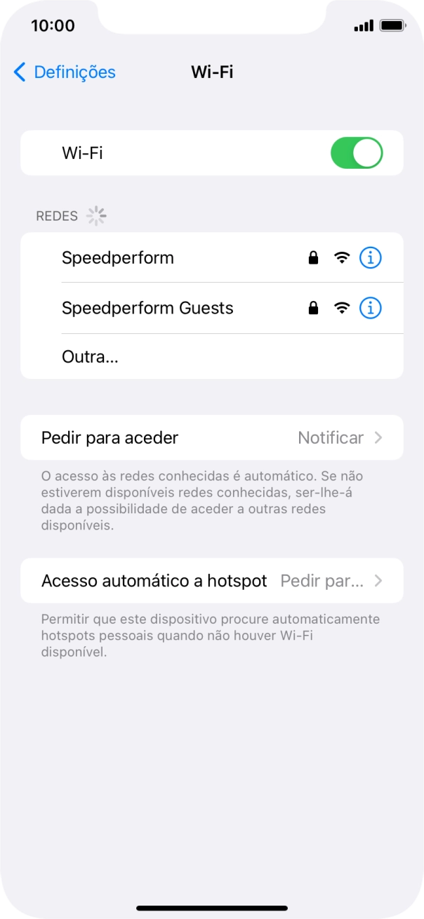 Prima a rede Wi-Fi pretendida e introduza a password da rede Wi-Fi.