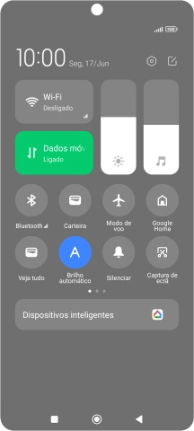 Prima o ícone de dados móveis para ativar ou desativar a função.