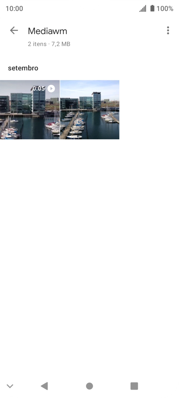 Prima durante um momento uma imagem ou um vídeo.