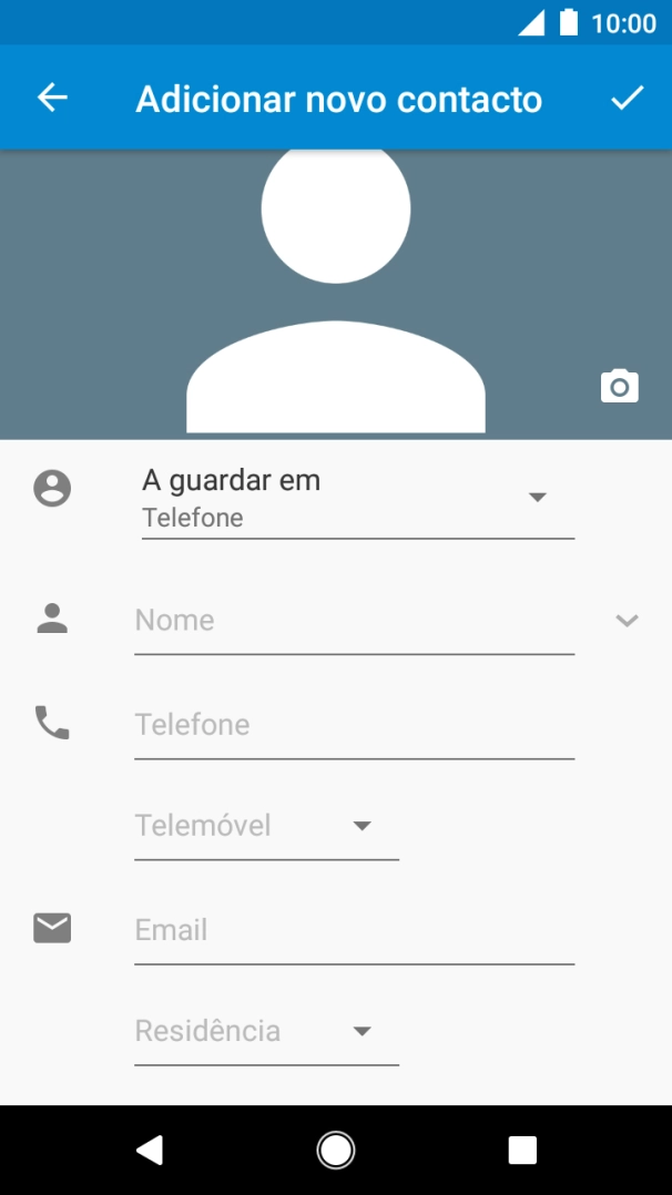 Prima Nome e introduza o nome.