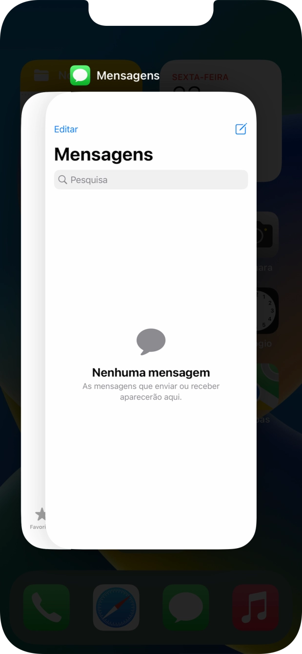 Deslize o dedo para cima sobre a aplicação pretendida para a terminar.