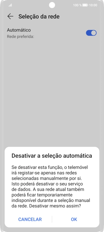 Prima OK e aguarde enquanto o telefone procura as redes.