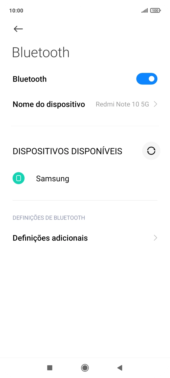 Prima o dispositivo Bluetooth pretendido e siga as indicações no ecrã para emparelhar o dispositivo pretendido com o telefone.