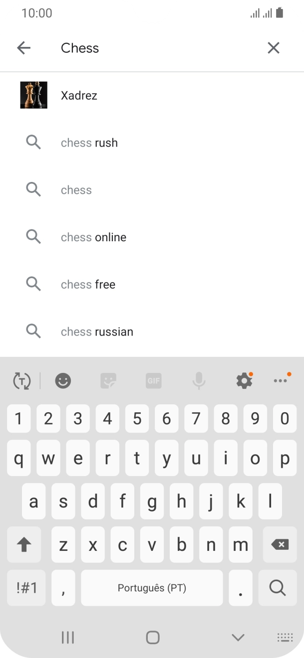 Introduza o nome ou categoria da app pretendida e prima o ícone para pesquisar.