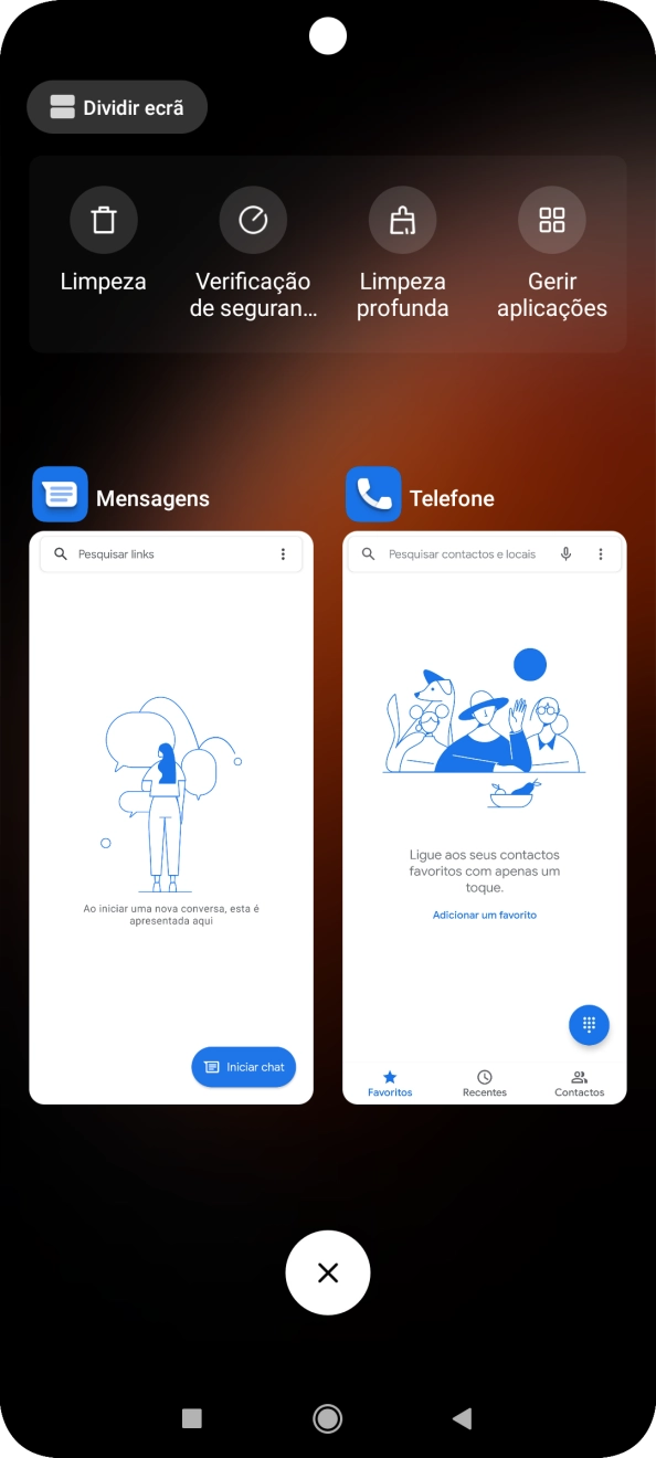 Para terminar uma aplicação em curso, deslize o dedo para a direita na aplicação pretendida.