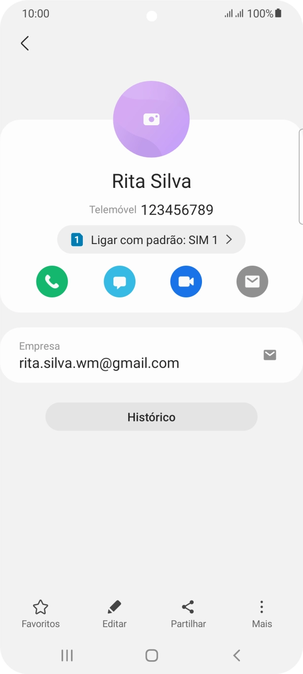 Prima o ícone de cartão SIM.