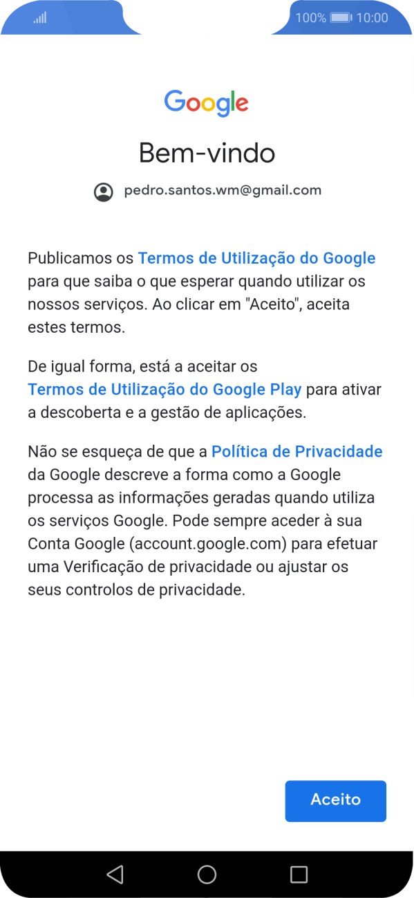 Prima Aceito e siga as indicações no ecrã para escolher as definições da conta Google.