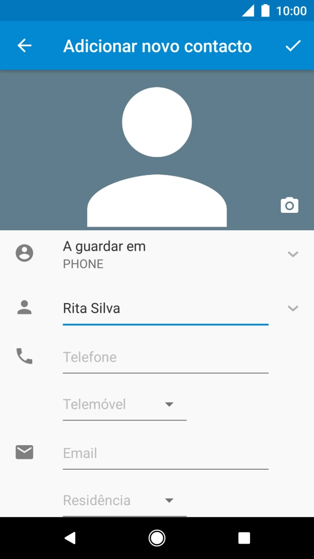 Prima Telefone e introduza o número de telefone.