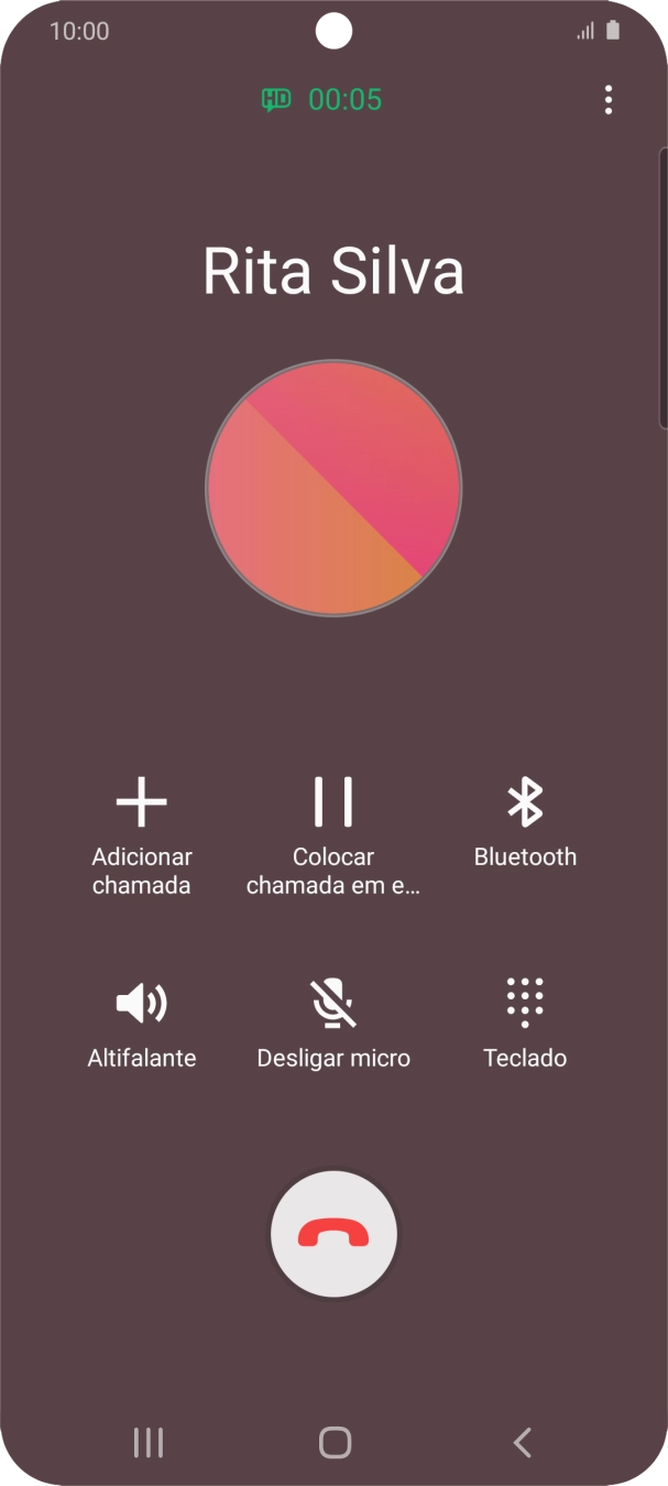 Prima o ícone para terminar a chamada.