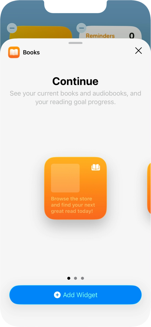 Slide your finger right or left on the screen to select the required widget size.