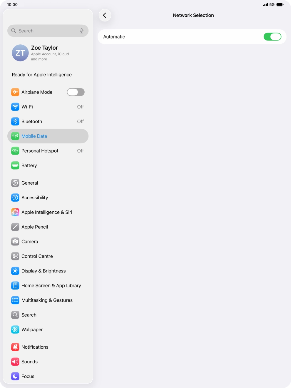Press the indicator next to 'Automatic' to turn automatic network selection on or off. Press the indicator next to 'Automatic' to turn automatic network selection on or off.