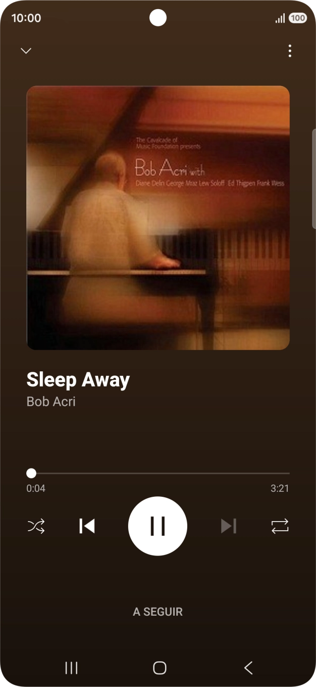 Prima a seta para a direita para ir para o ficheiro de música seguinte.