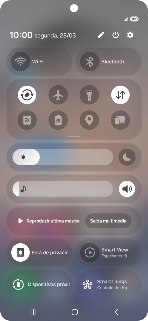 Prima o ícone de definições.